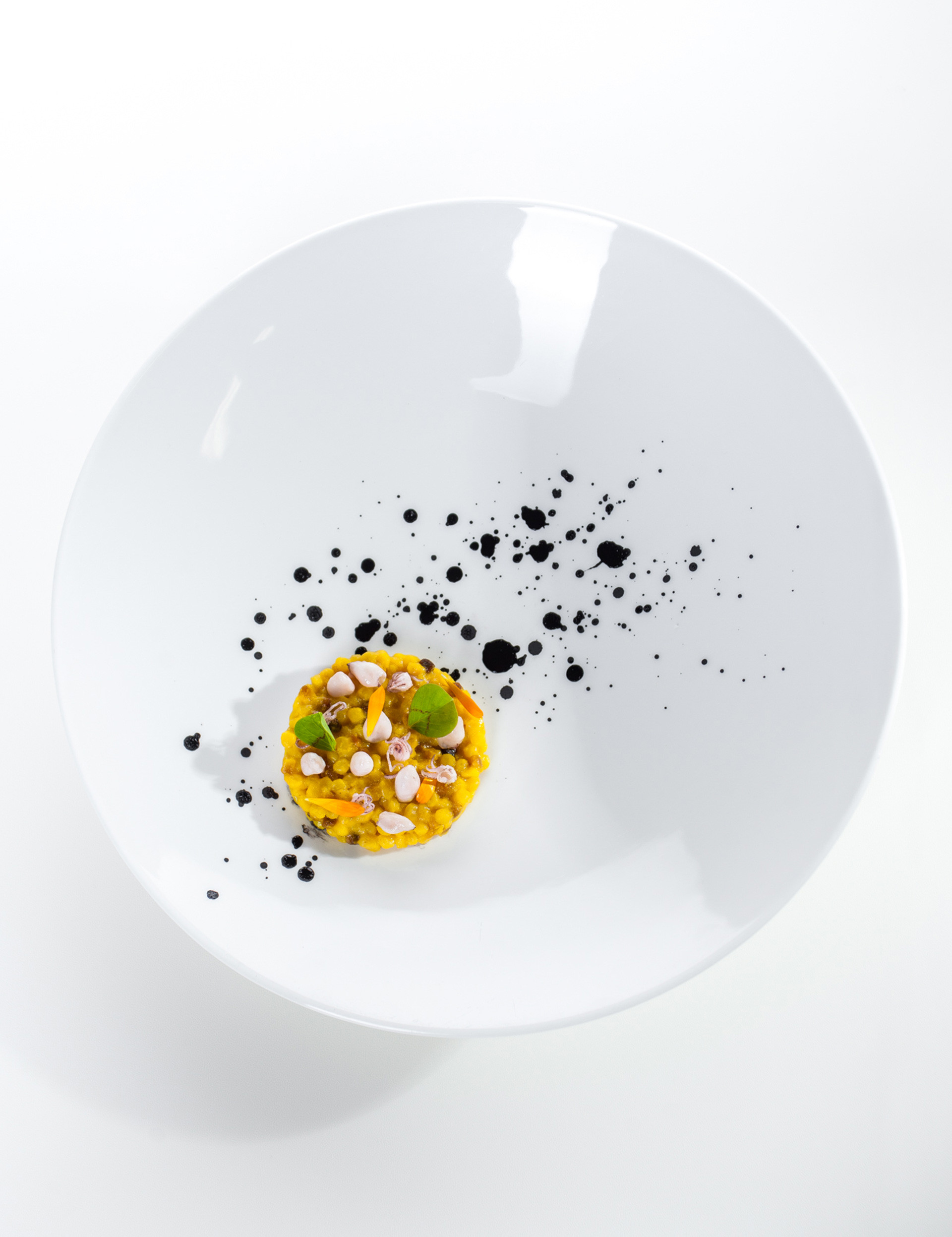 Fregola sarda allo zafferano con calamaretti