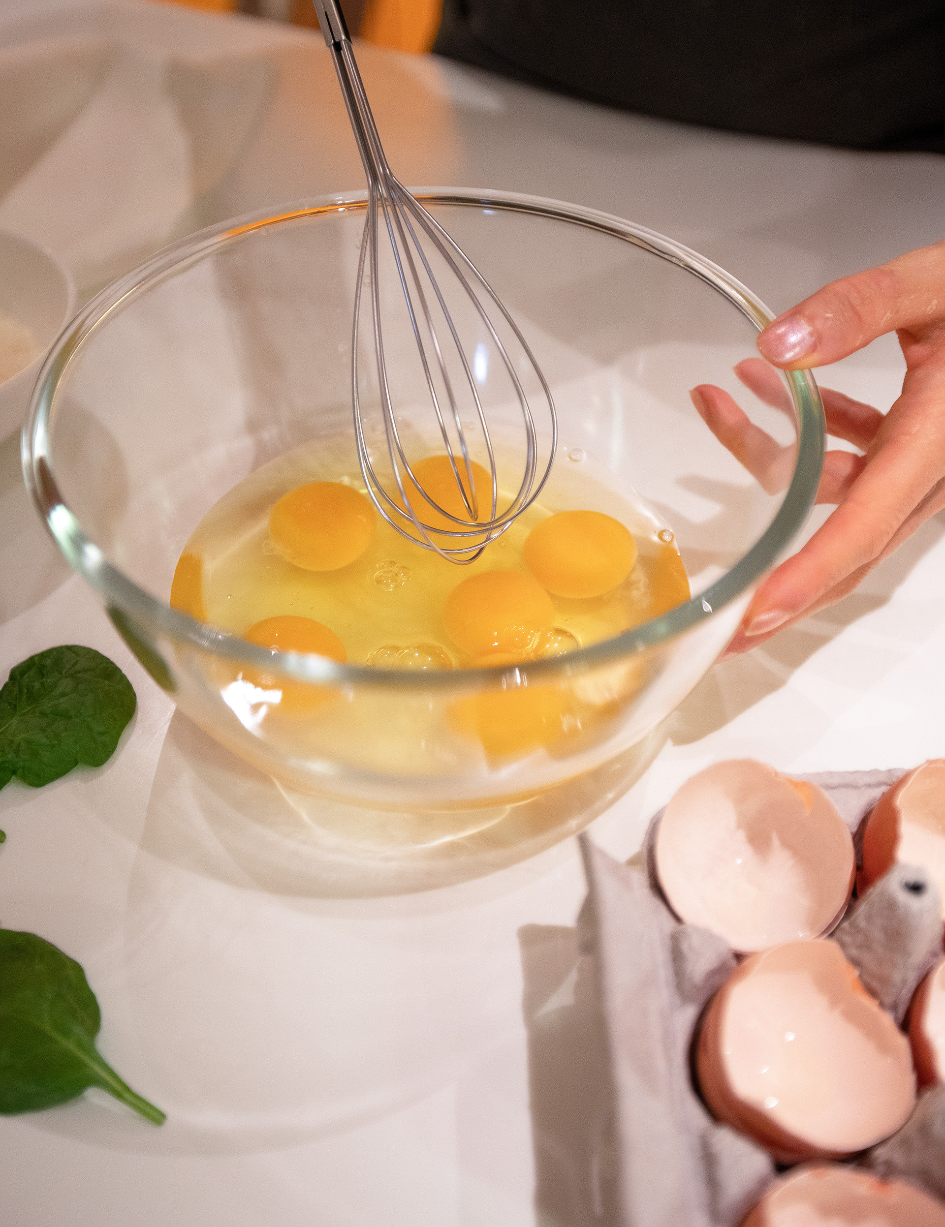 Rotolo di frittata agli spinaci ripieno