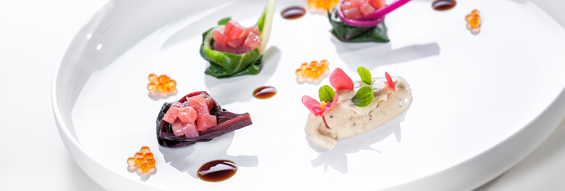 Vitello tonnato “al contrario” con crema di cavolfiore